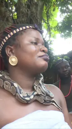 Obodo na-efe agwọ na Benin Republic